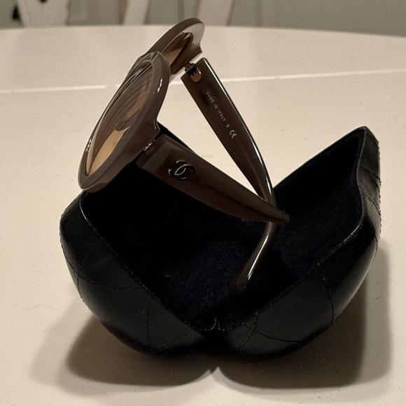 Chanel Sunglasses with Case - Picture 3 of 8